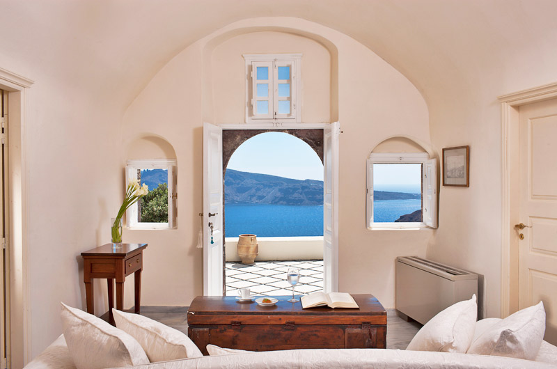 Canaves Suites