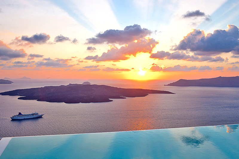 Cosmopolitan Suites