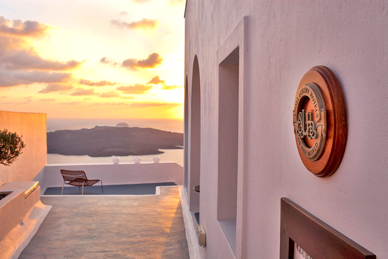 Cosmopolitan Suites