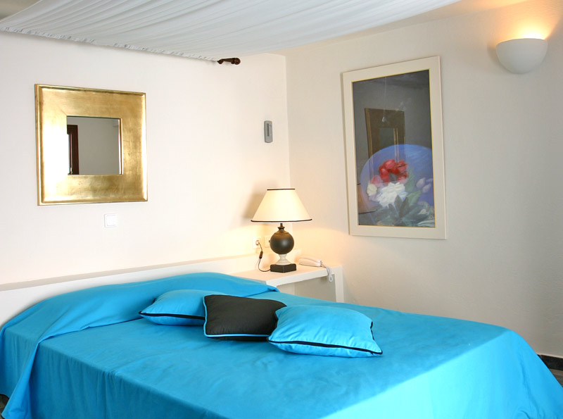 Cosmopolitan Suites