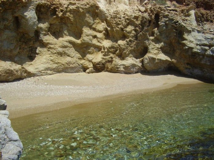 agios georgios praia