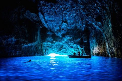 caverna azul kastelorizo
