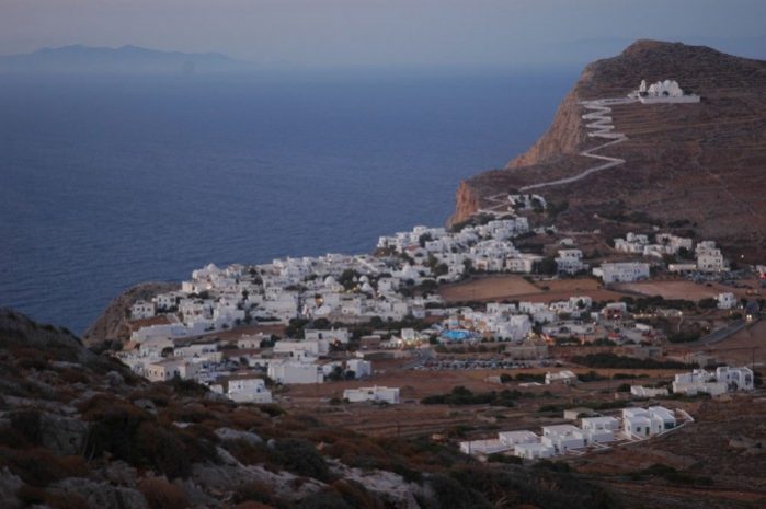 folegandros chora vila central