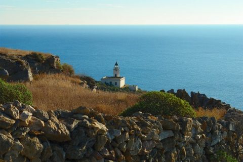 folegandros aspropountas farol