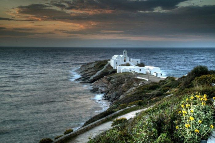 monasterios sifnos