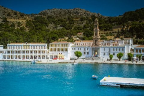 mosteiro panormitis symi