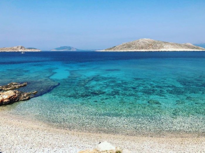 praias chalki grecia